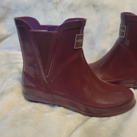London Fog Women's Burgundy Rain Boots - Picture 4 of 9